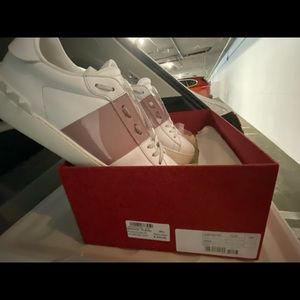 Valentino Garavani
Open low-top slip-on sneakers women size 38.5